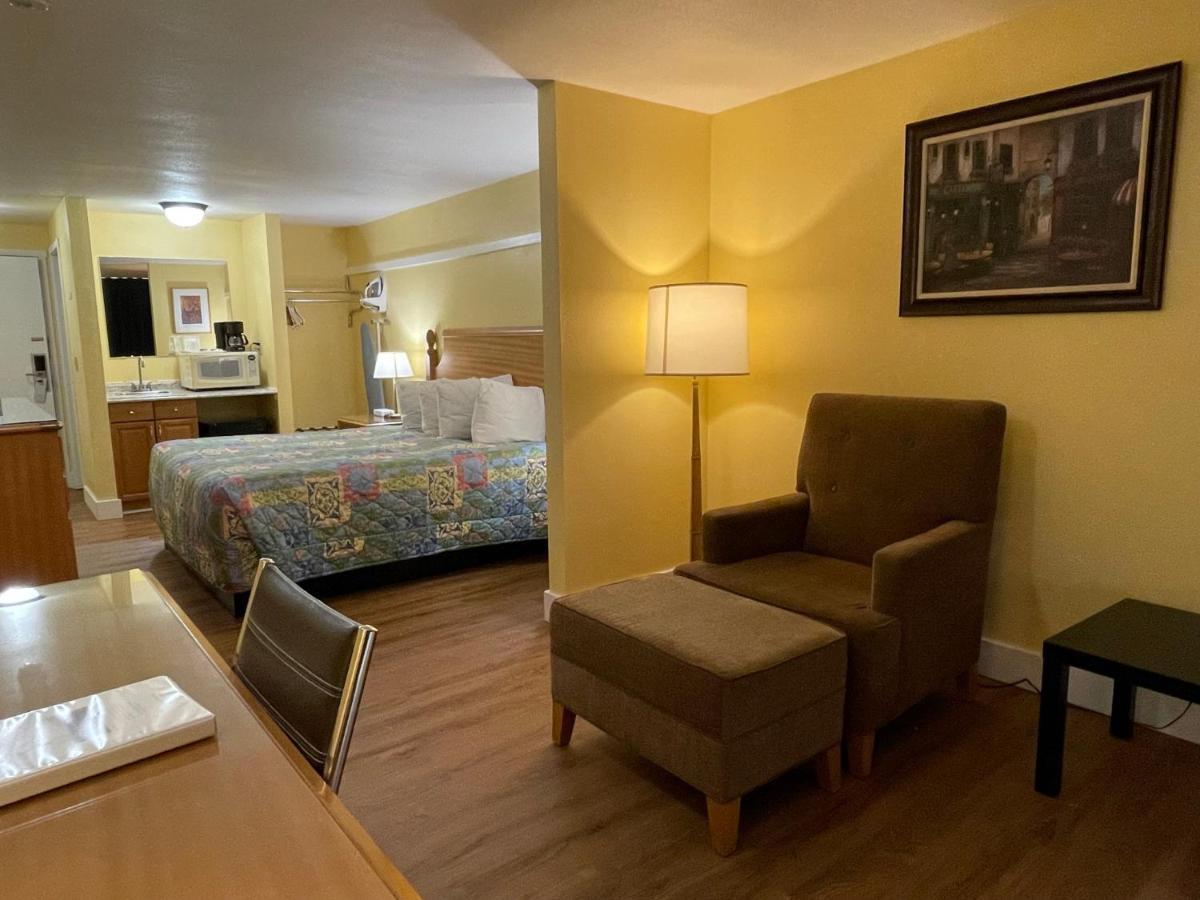 Marina Inn Des Moines / Seatac Экстерьер фото
