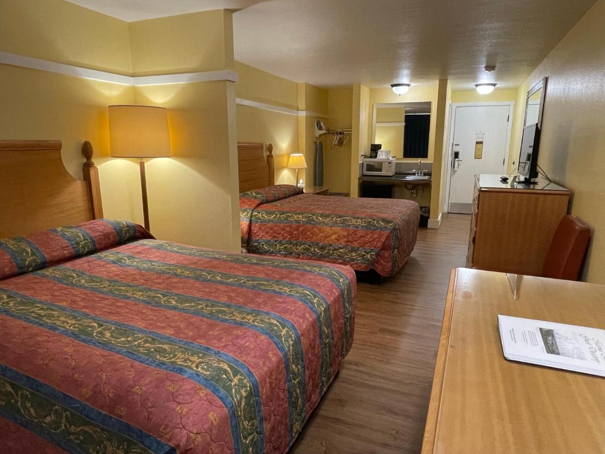 Marina Inn Des Moines / Seatac Экстерьер фото
